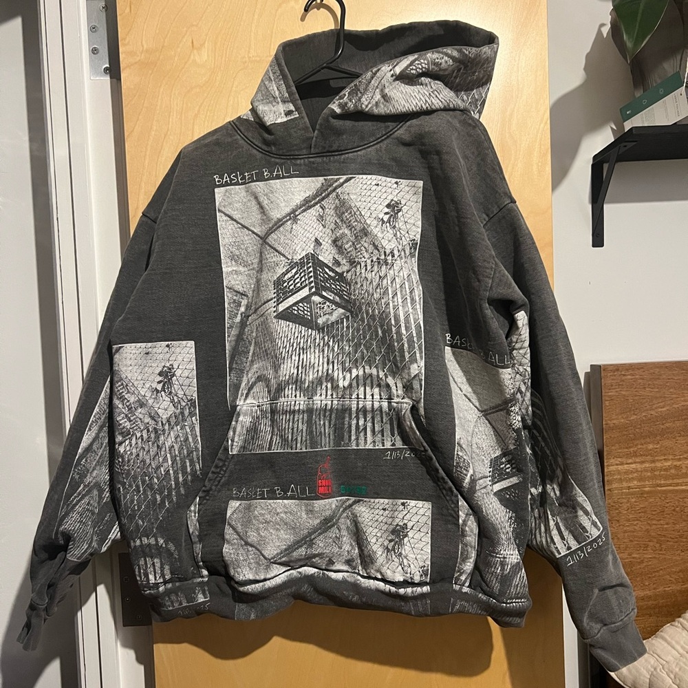 NWOT. Snow Milk Basketball Sweatshirt. Size XL